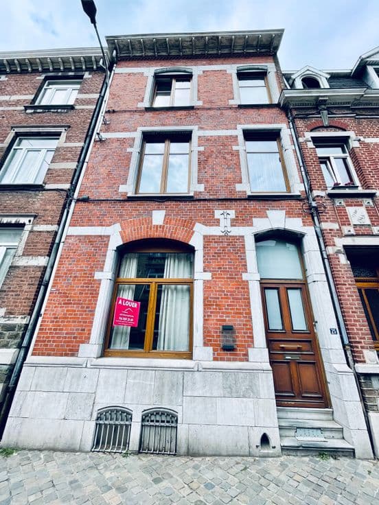 House clearance in Liège, Charleroi, Namur or Mons: prices, procedures and pros