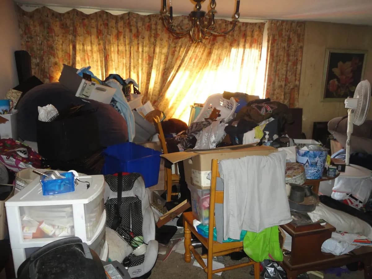Nivelles: a clearance facing an emotion-overwhelmed client